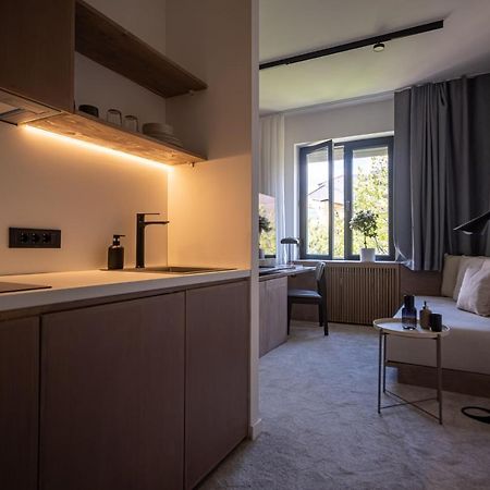 Bloom Suites พริสตีนา ภายนอก รูปภาพ